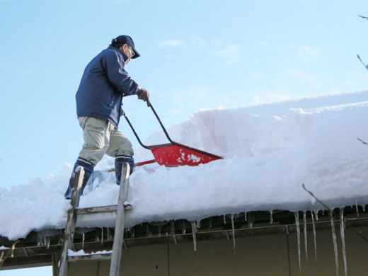 豪雪地帯の家の屋根