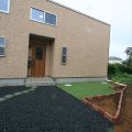 ロフト,玄関収納付き1LDK平屋の外観5|茨城の注文住宅,ログハウスのような木の家を低価格で建てるならエイ・ワン