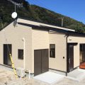 広々リビングの平屋の外観４|新島村の注文住宅,ログハウスのような木の家を低価格で建てるならエイ・ワン