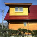 赤い屋根のログハウスの外観５|小美玉市の注文住宅,ログハウスのような木の家を低価格で建てるならエイ・ワン