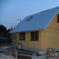 明るいメープル色のログハウスの外観５|大子町の注文住宅,ログハウスのような木の家を低価格で建てるならエイ・ワン