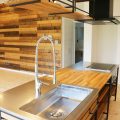 無垢材を使用した広いLDKがある長期優良住宅のキッチン|茨城県行方市の注文住宅,エイ・ワン