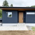 無垢材を使用した広いLDKがある長期優良住宅の玄関ポーチ|茨城県行方市の注文住宅,エイ・ワン