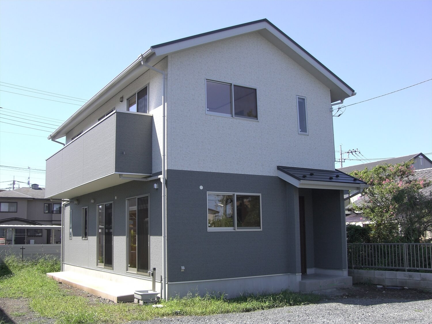 和室付き二階建ての外観｜水戸市の注文住宅,ログハウスのような低価格住宅を建てるならエイ・ワン