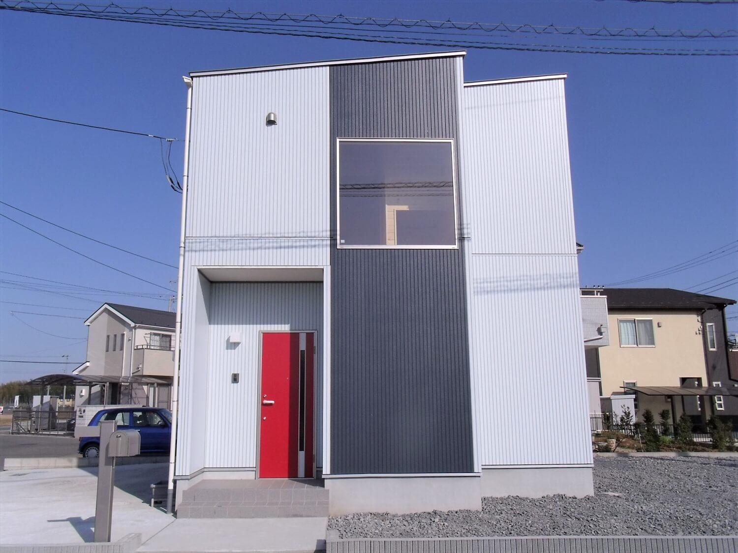 賃貸タイプの二階建ての外観正面｜つくばみらい市の注文住宅,ログハウスのような低価格住宅を建てるならエイ・ワン