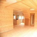 木の香りに包まれる二階建ての内装｜東海村の注文住宅,ログハウスのような低価格住宅を建てるならエイ・ワン