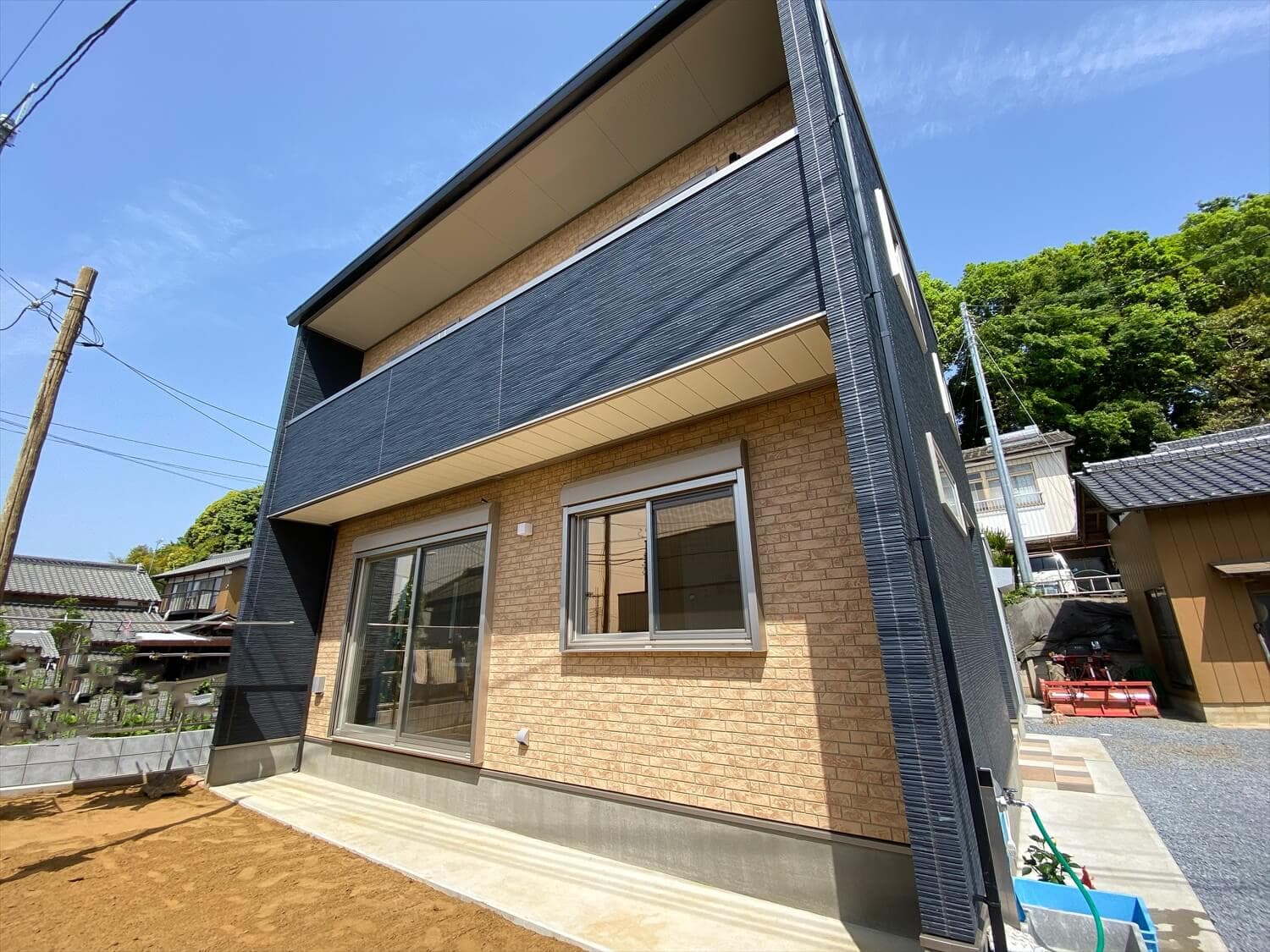 無駄のない長期優良住宅の二階建てのサイディング｜行方市の注文住宅,ログハウスのような木の家を低価格で建てるならエイ・ワン