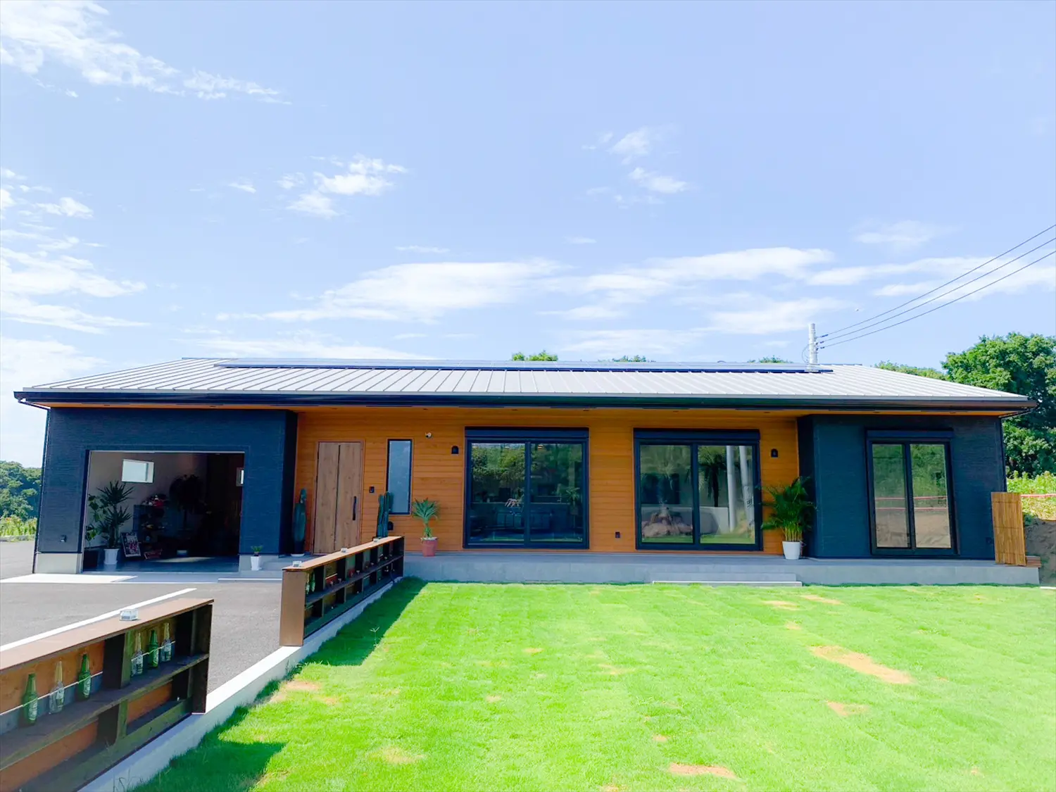 外観｜行方市のビルトインガレージ付き！エイワンの技術とこだわりを感じるモデルハウス　