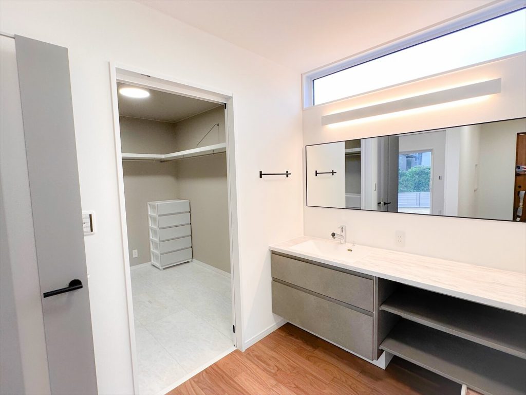 コンパクトな家事動線の平屋