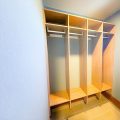 シューズクローク｜収納◎パントリー付きガルバ外壁の平屋