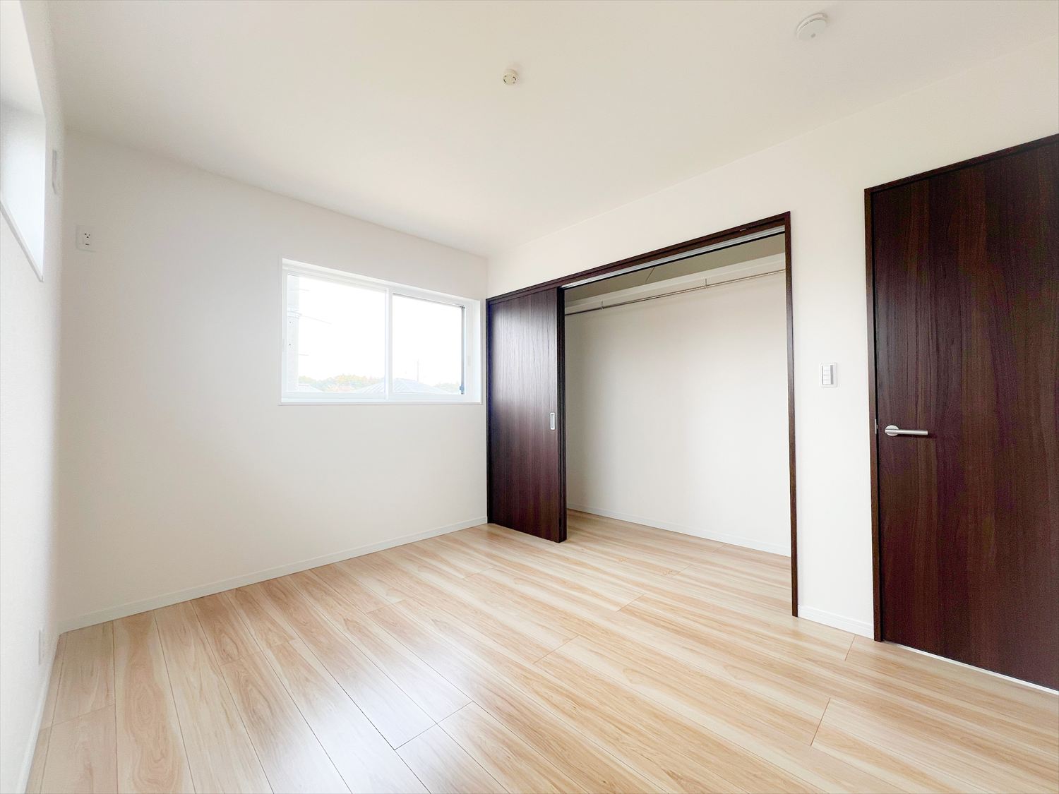 洋室｜【39坪/４LDK/二階建て】インナーバルコニー×家事ラク動線