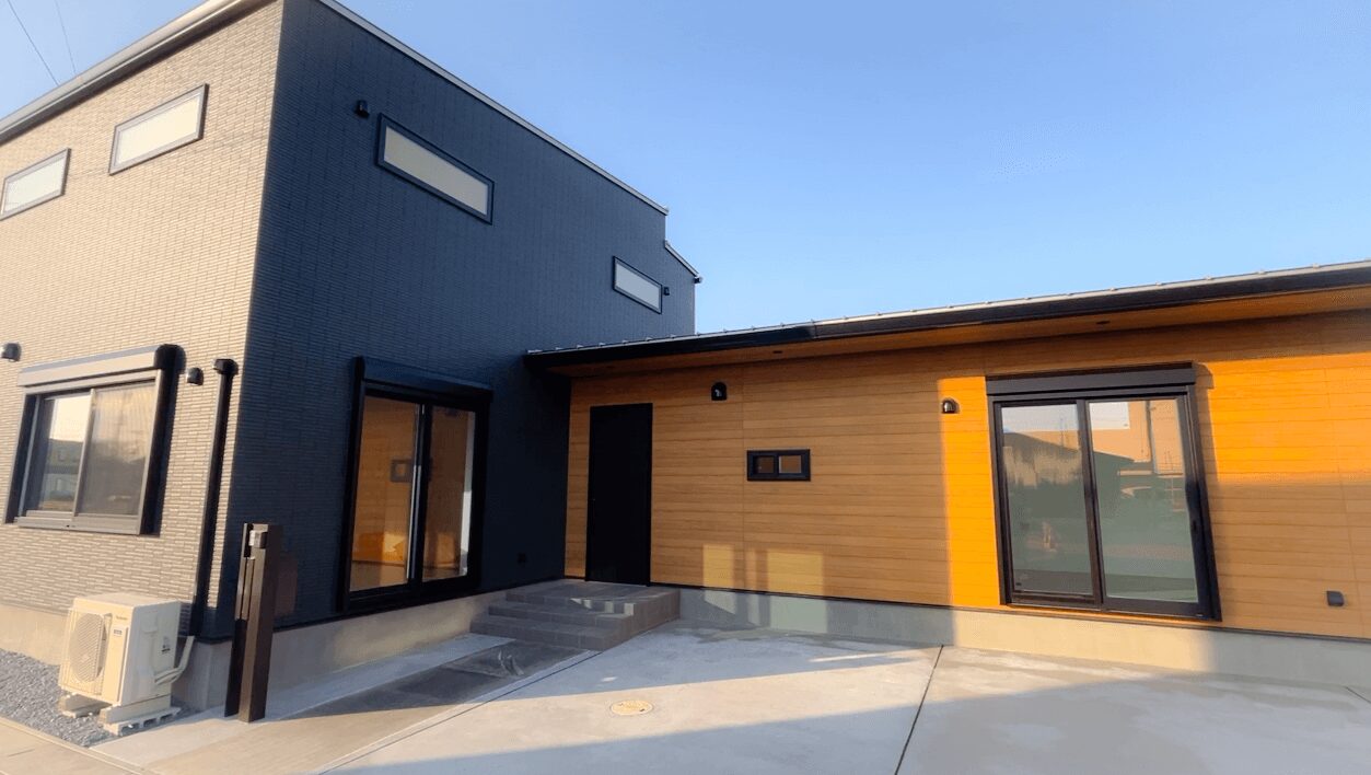 【土浦市/45坪】敷地を最大限に活かした二世帯住宅|外観