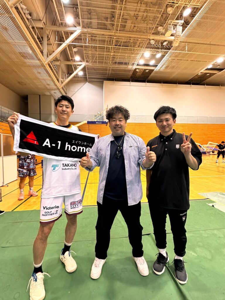 A-1home社長と社員2名